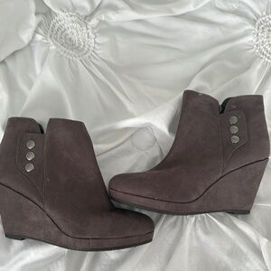 Stylish Brown Wedge Ankle Boots